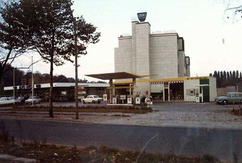 1979 - Umwandlung der Berliner Standorte zum Autohaus BEROLINA